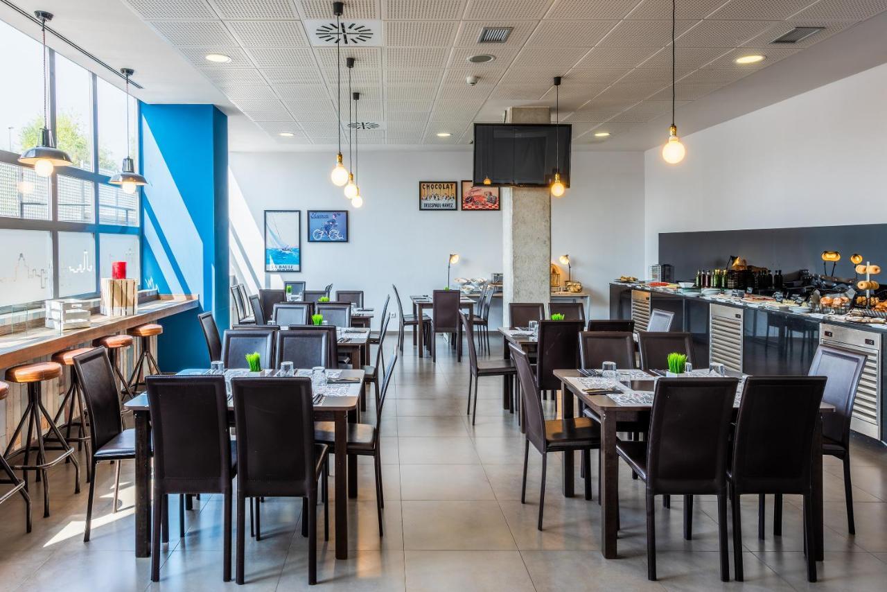 Madrid Airport Suites, Affiliated By Melia 외부 사진