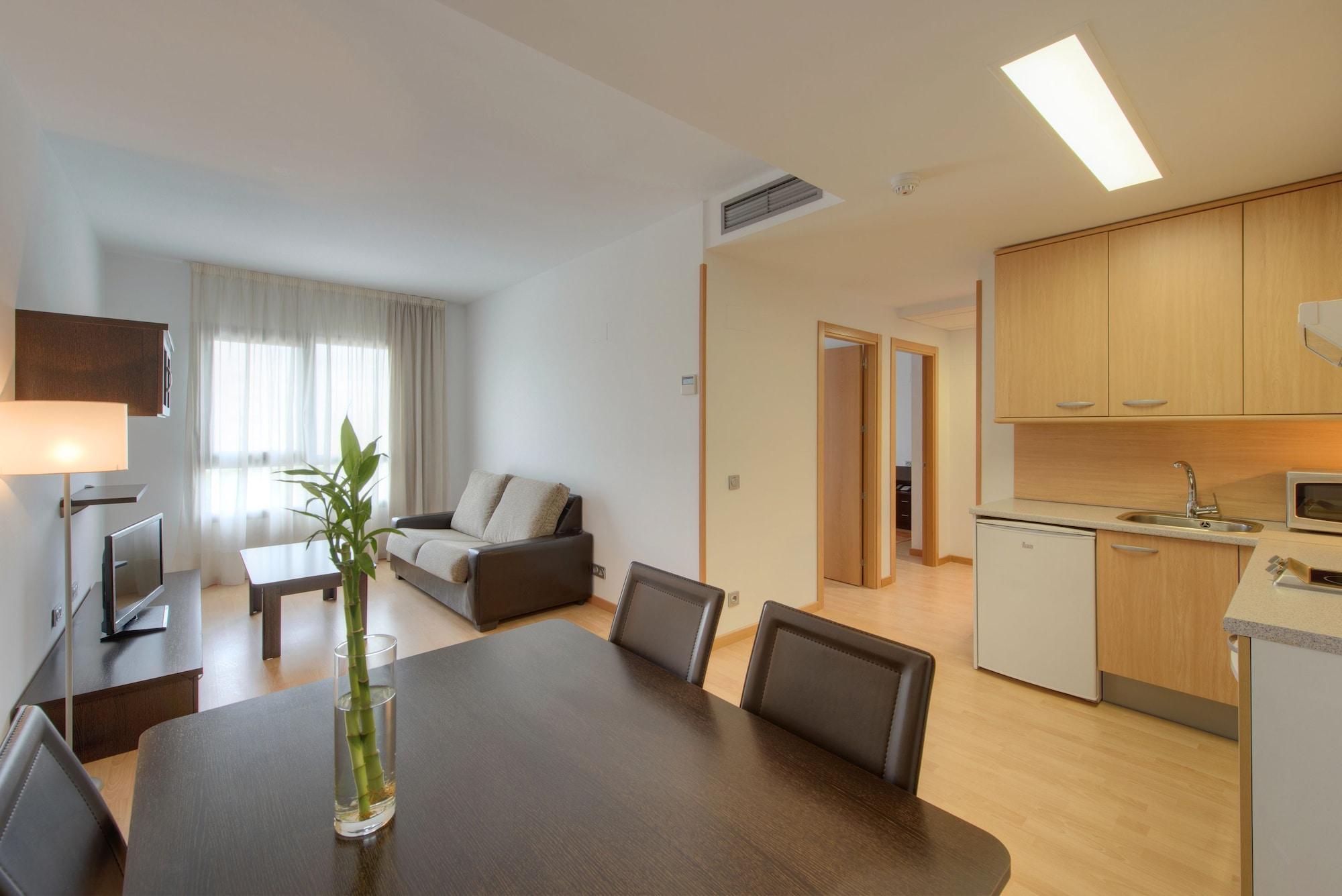Madrid Airport Suites, Affiliated By Melia 외부 사진