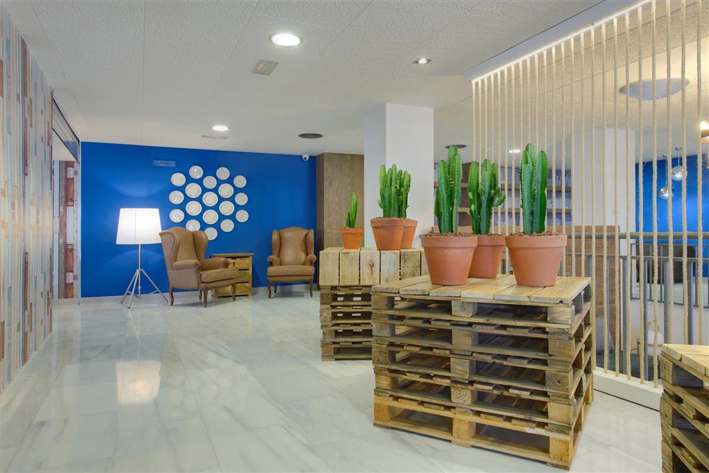 Madrid Airport Suites, Affiliated By Melia 내부 사진