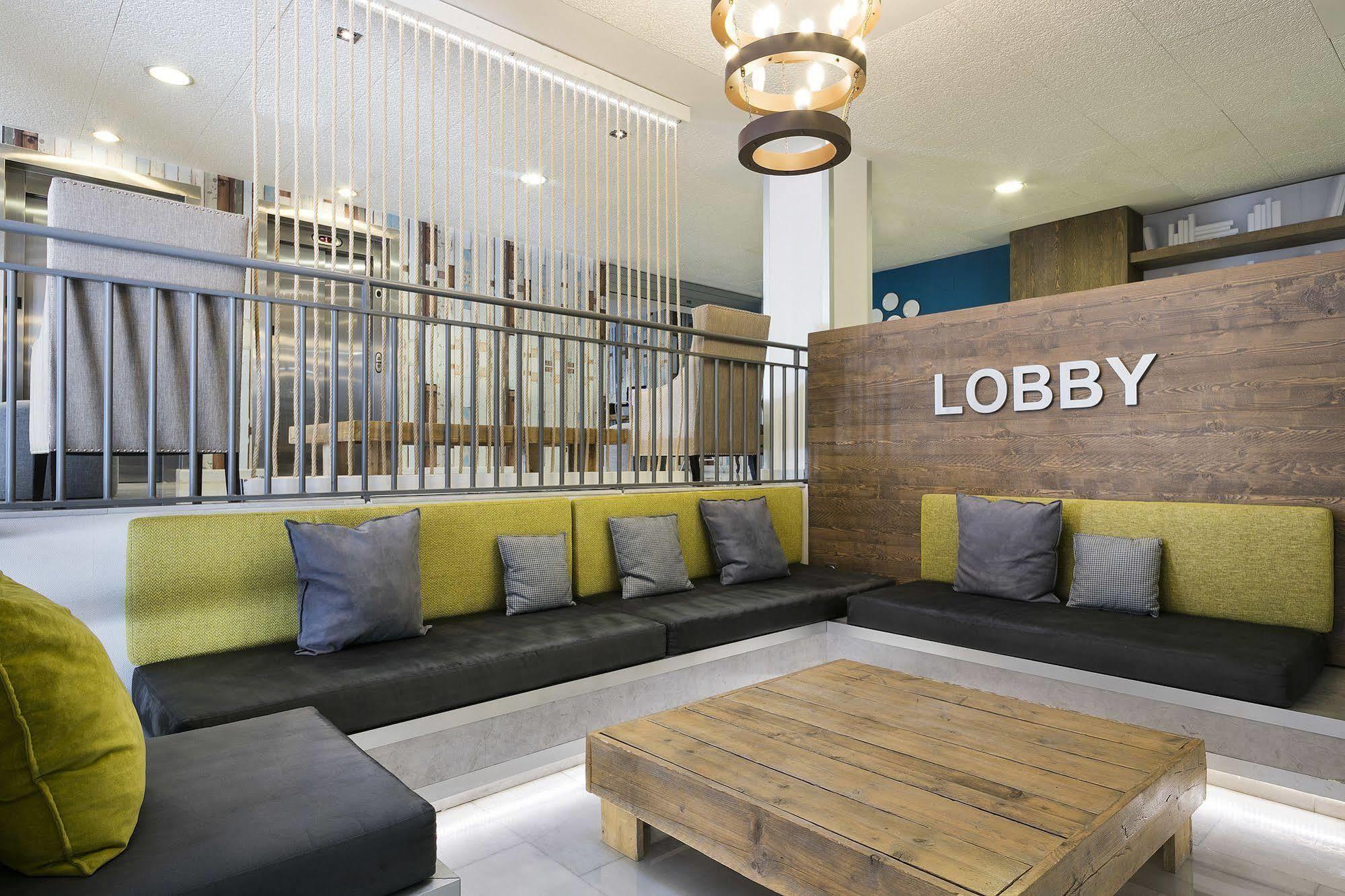 Madrid Airport Suites, Affiliated By Melia 외부 사진