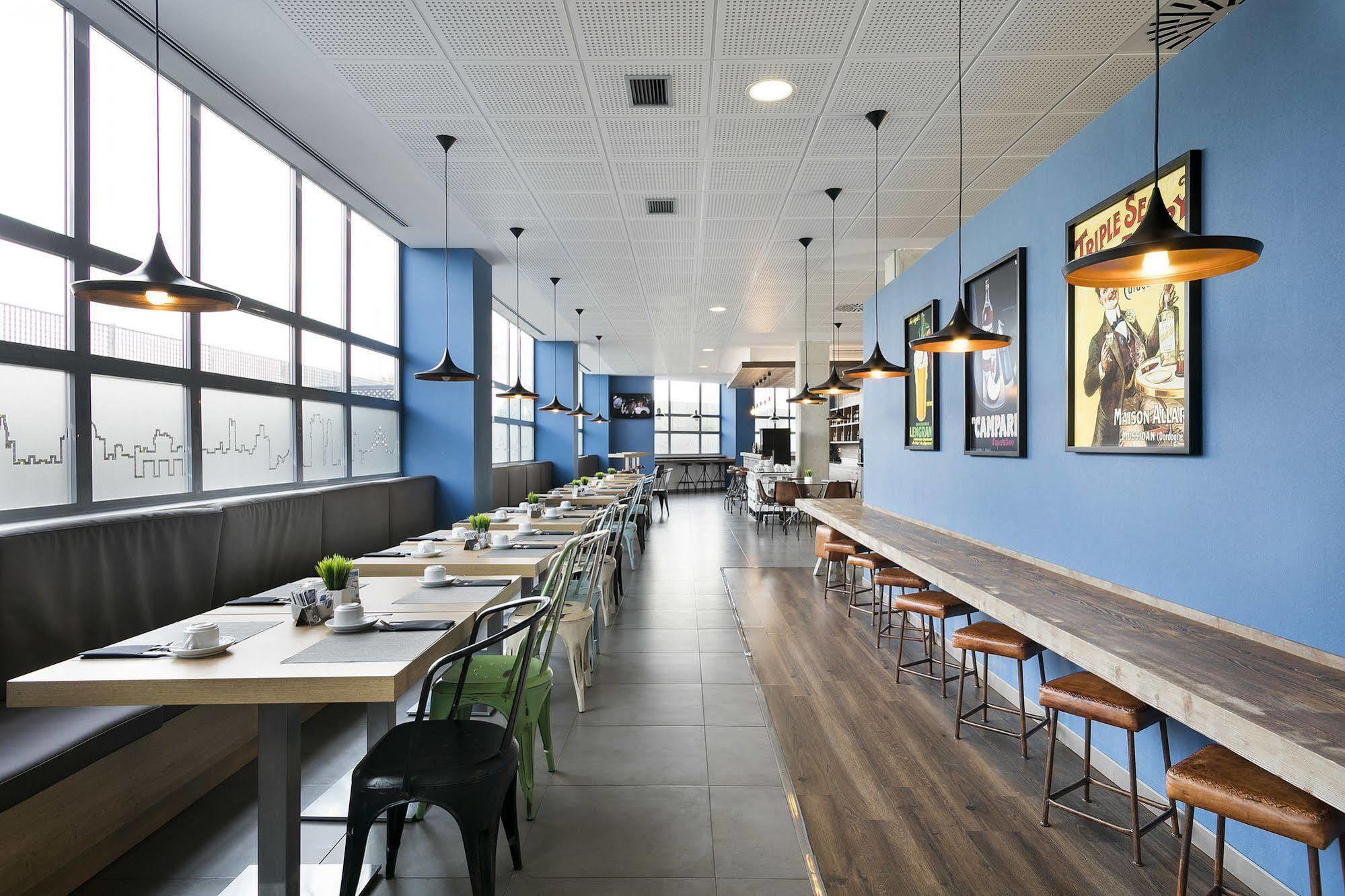 Madrid Airport Suites, Affiliated By Melia 외부 사진