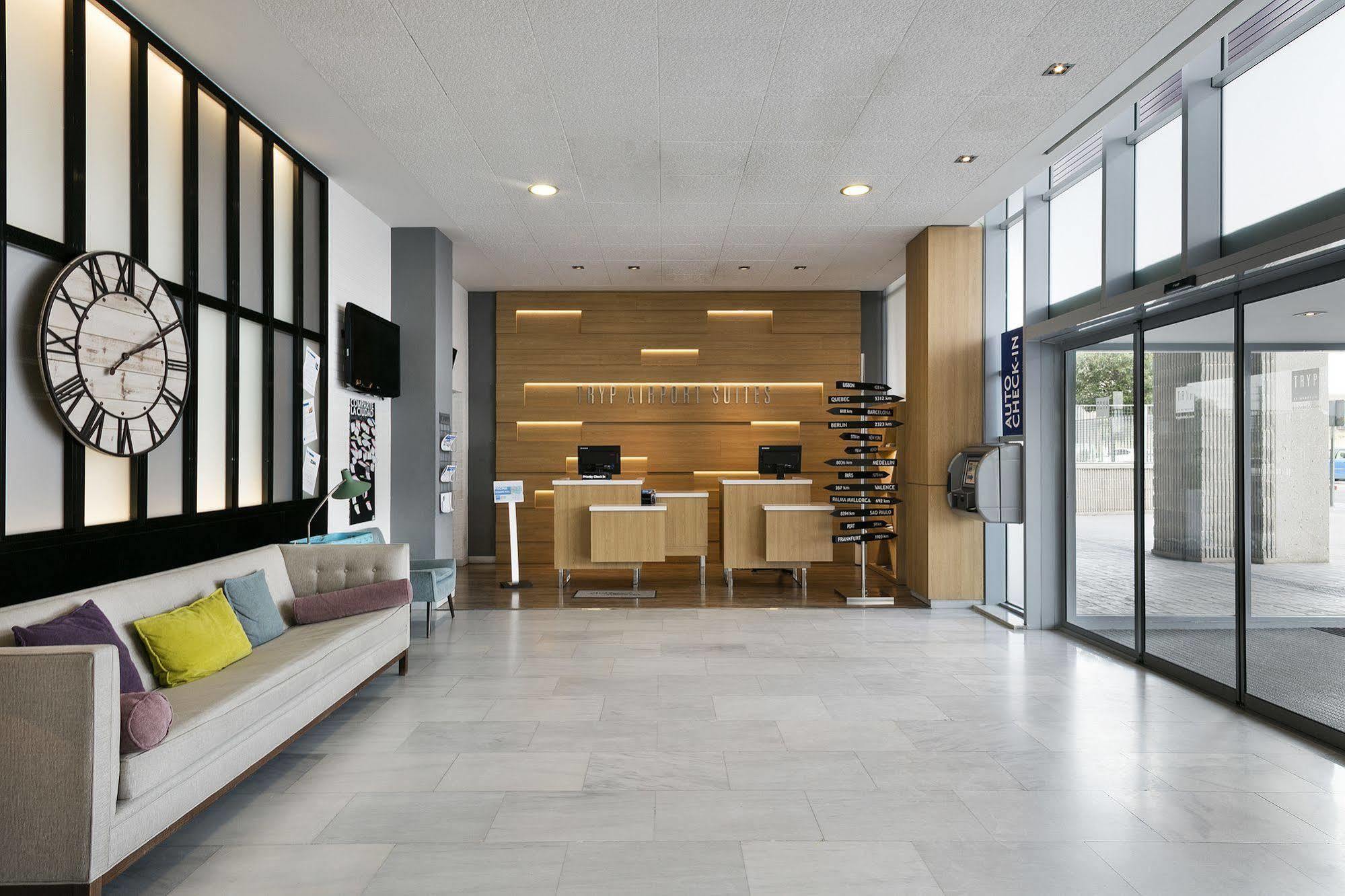 Madrid Airport Suites, Affiliated By Melia 외부 사진