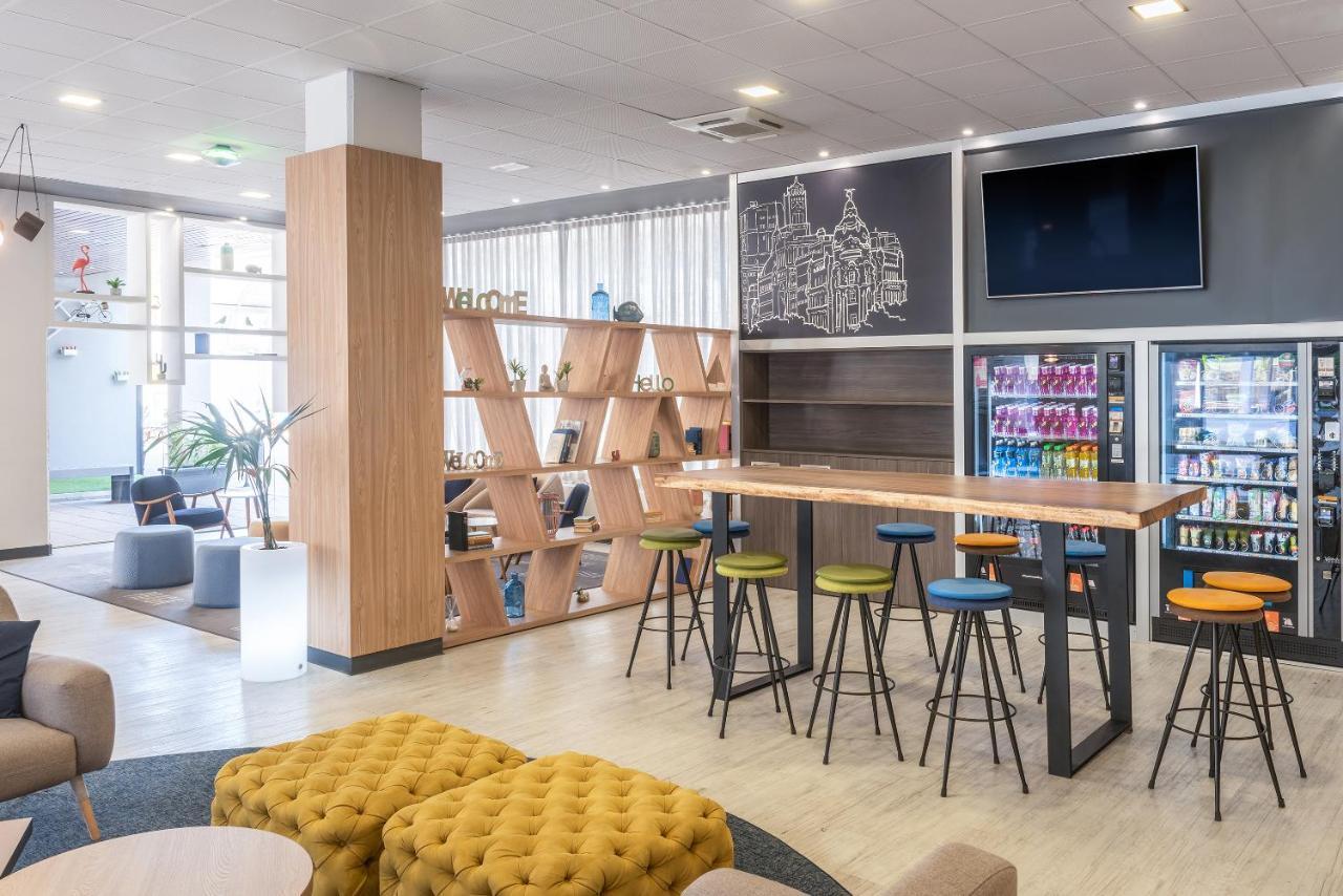 Madrid Airport Suites, Affiliated By Melia 외부 사진