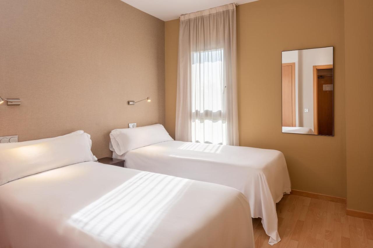 Madrid Airport Suites, Affiliated By Melia 외부 사진