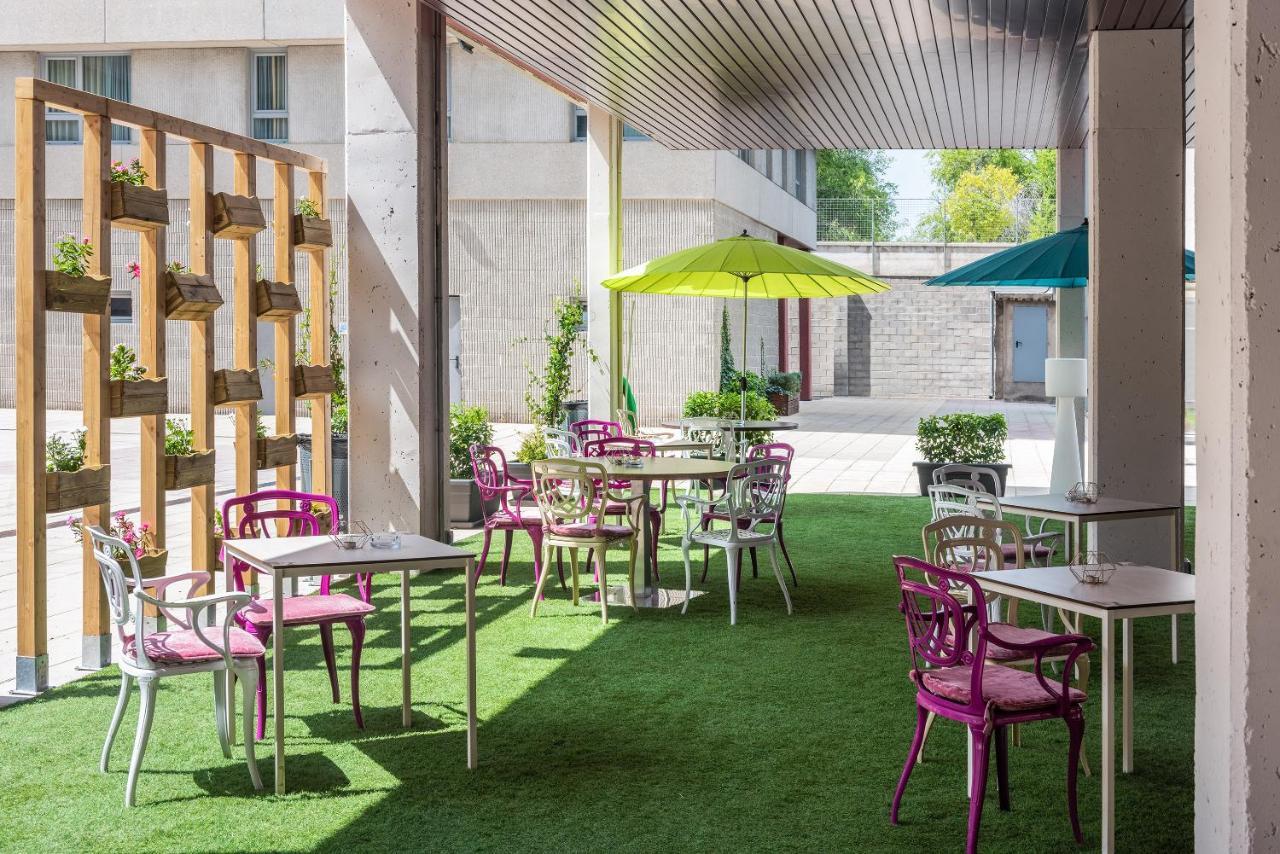 Madrid Airport Suites, Affiliated By Melia 외부 사진