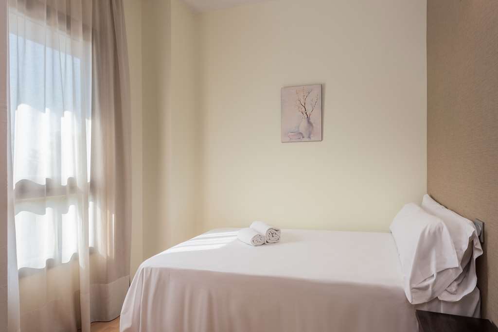 Madrid Airport Suites, Affiliated By Melia 객실 사진